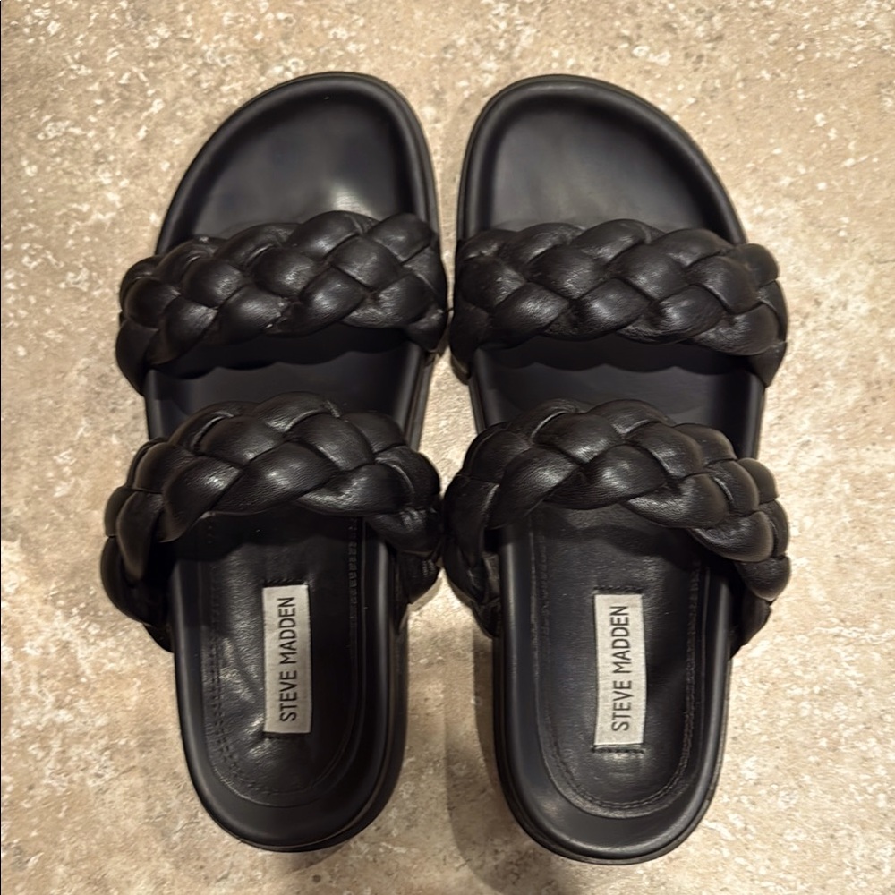 Steve Madden Black Braided Slide Sandals. Size 7.5